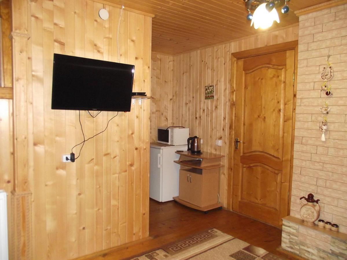 Guesthouse U Dida Viktora ヤレムチャ エクステリア 写真